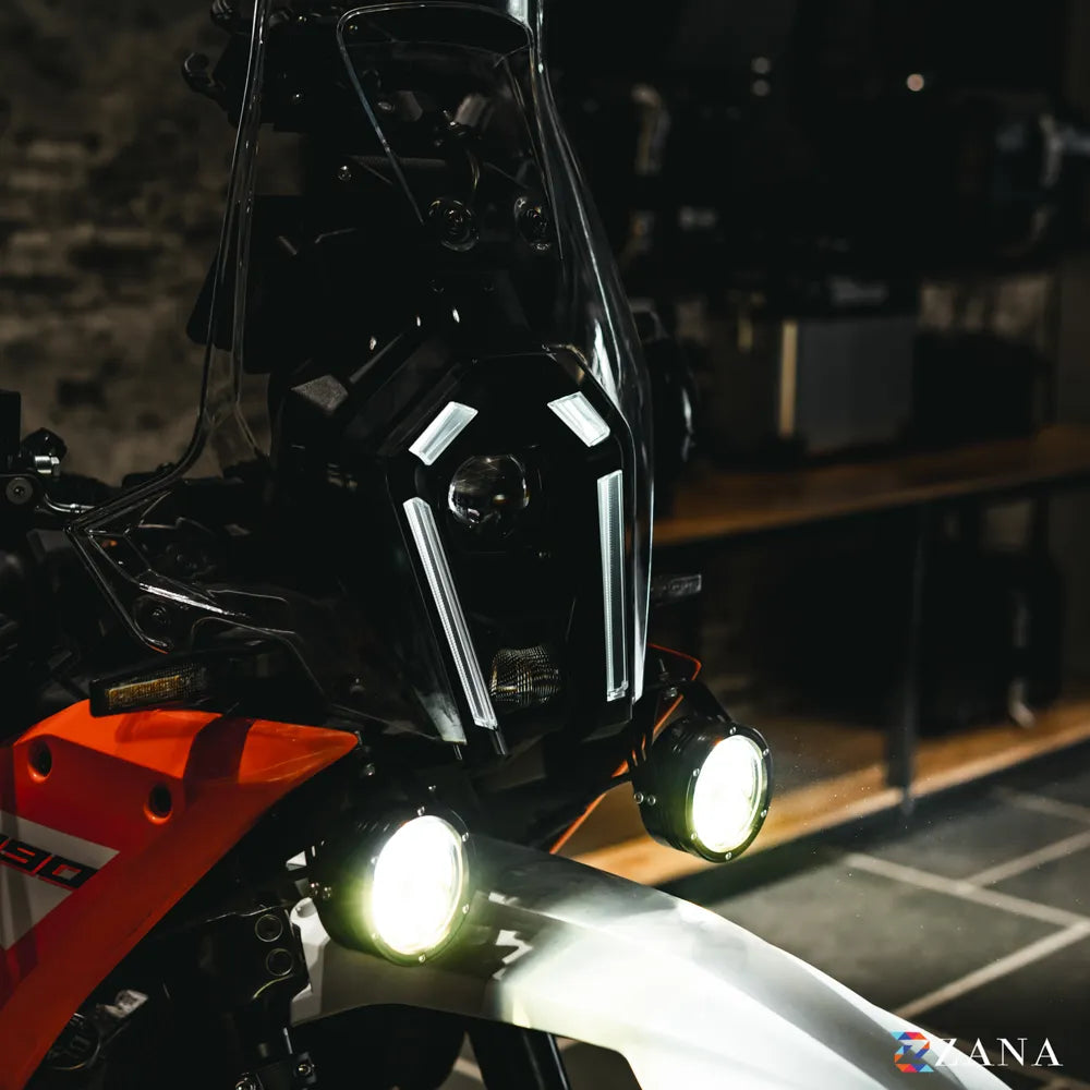 Zana- Universal Led Fog Light (DRL R-40)